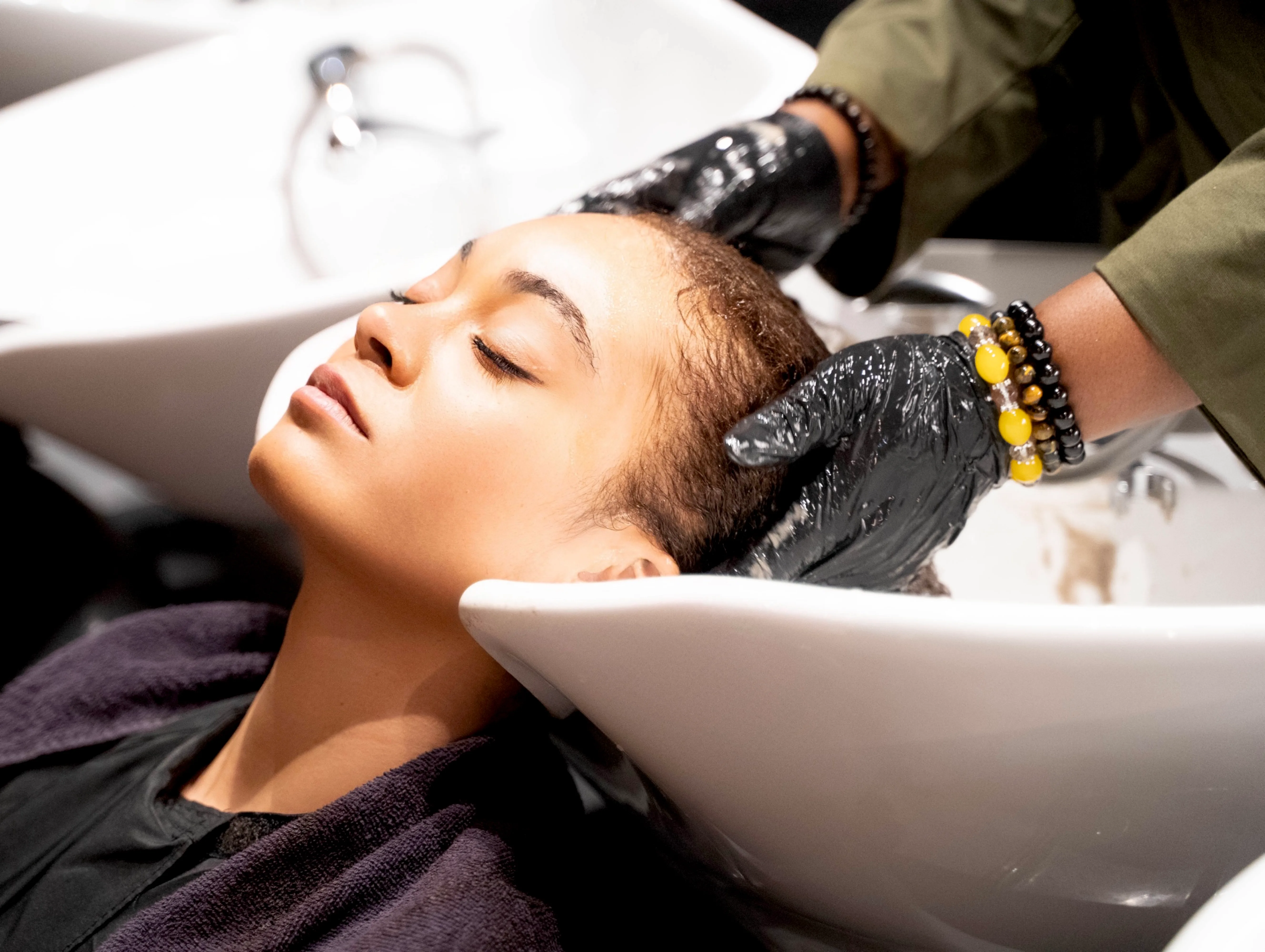 Soin Ybera brillance et nutrition capillaire Paris 9e — Maison Texture & Couleur